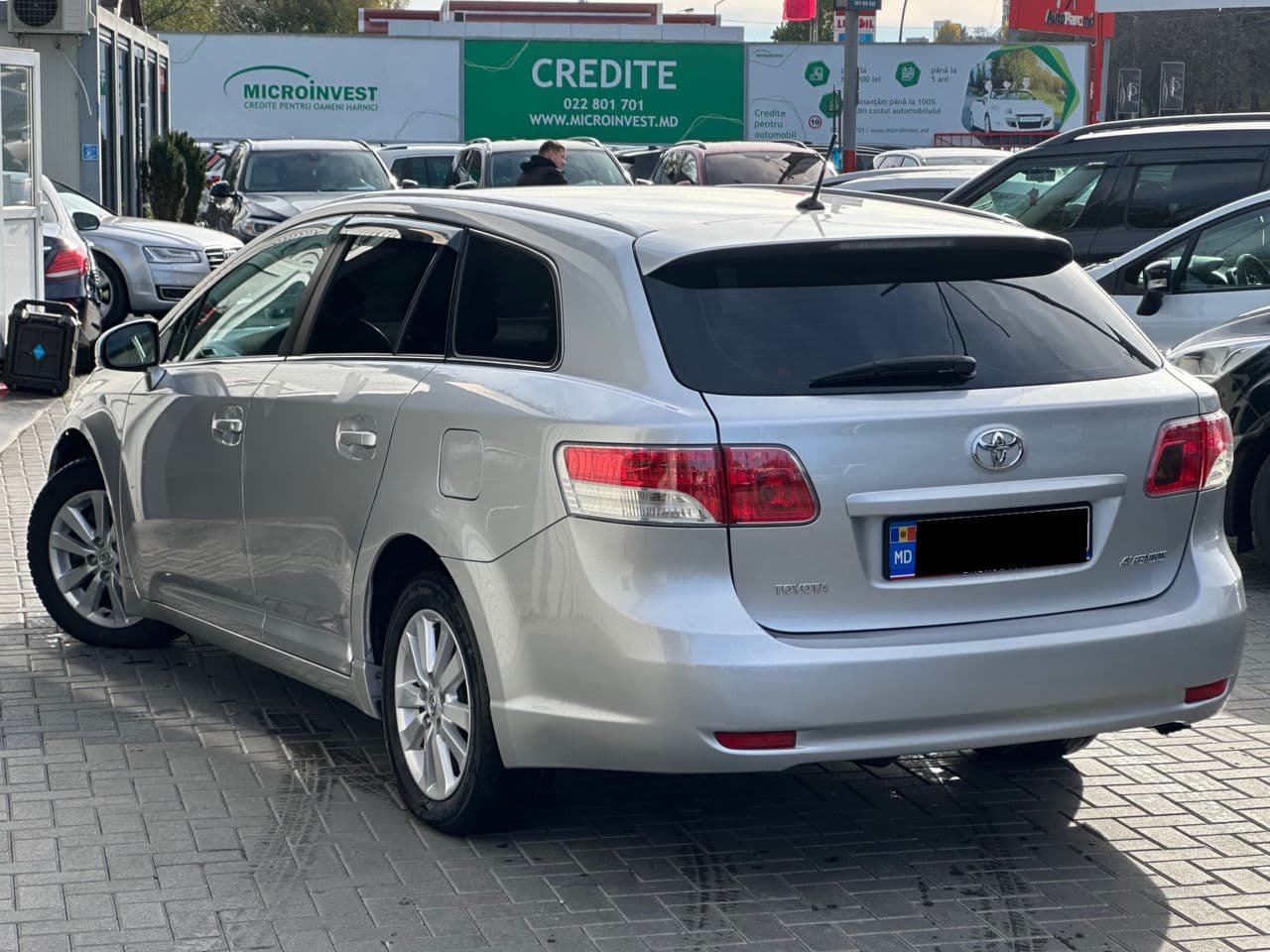Toyota Avensis 2010 — Миниатюра 2