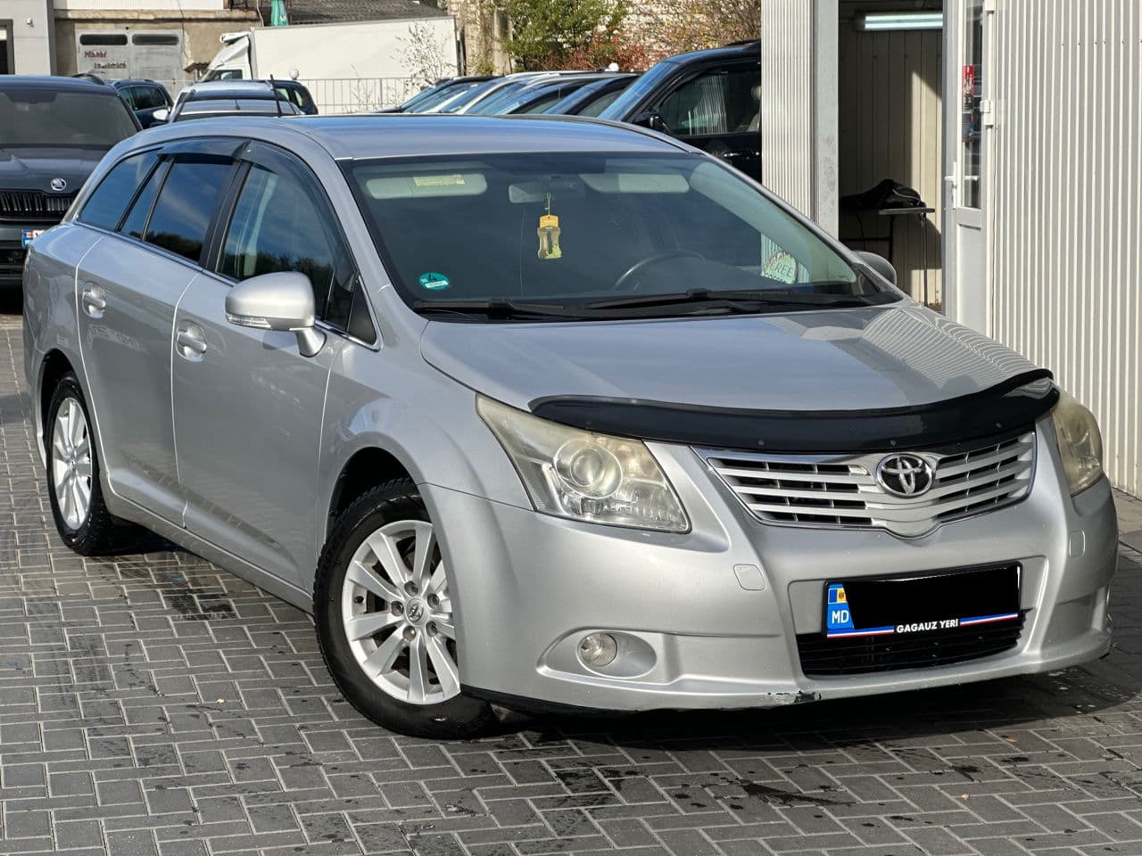 Toyota Avensis 2010 — Миниатюра 3