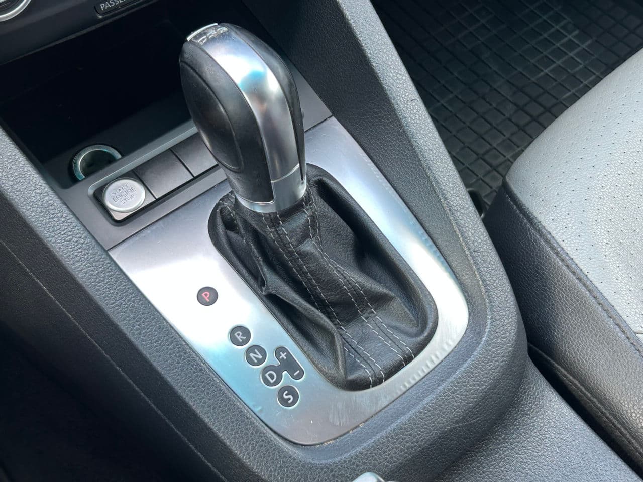 Volkswagen Jetta 2014 — Миниатюра 14