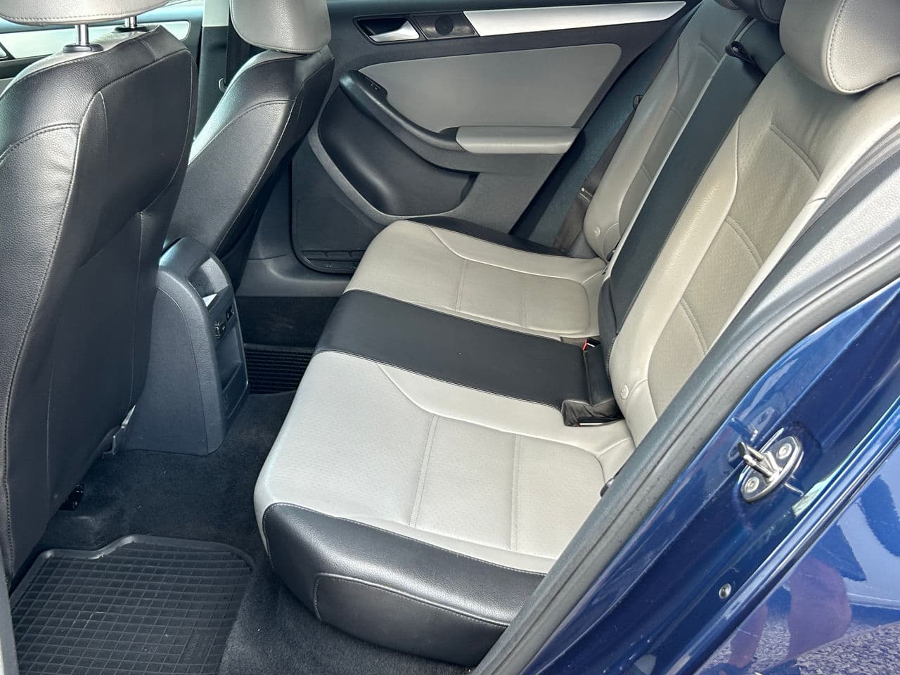 Volkswagen Jetta 2014 — Миниатюра 16