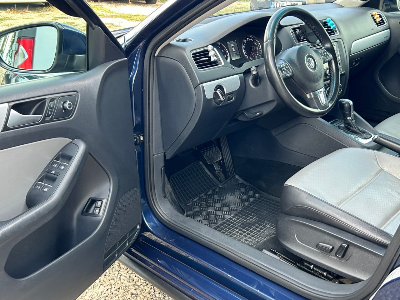 Volkswagen Jetta 2014 — Миниатюра 6
