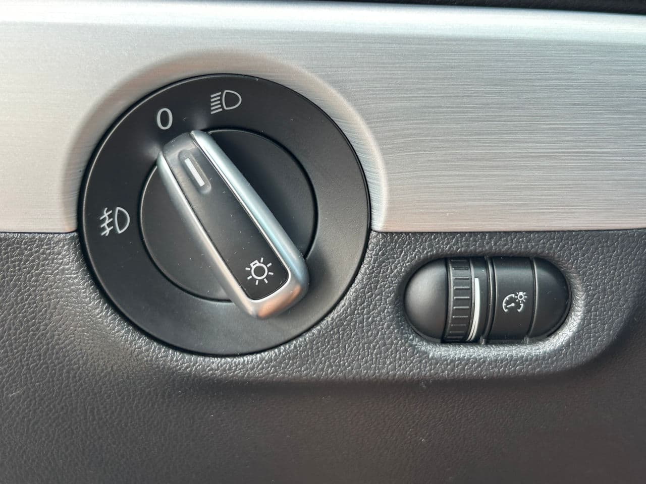 Volkswagen Jetta 2014 — Миниатюра 10