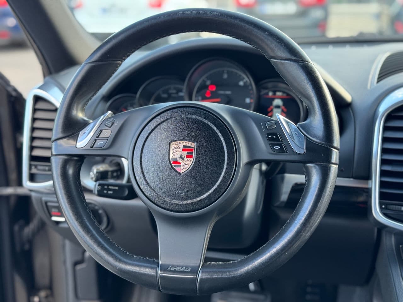 Porsche Cayenne 2012 — Миниатюра 7