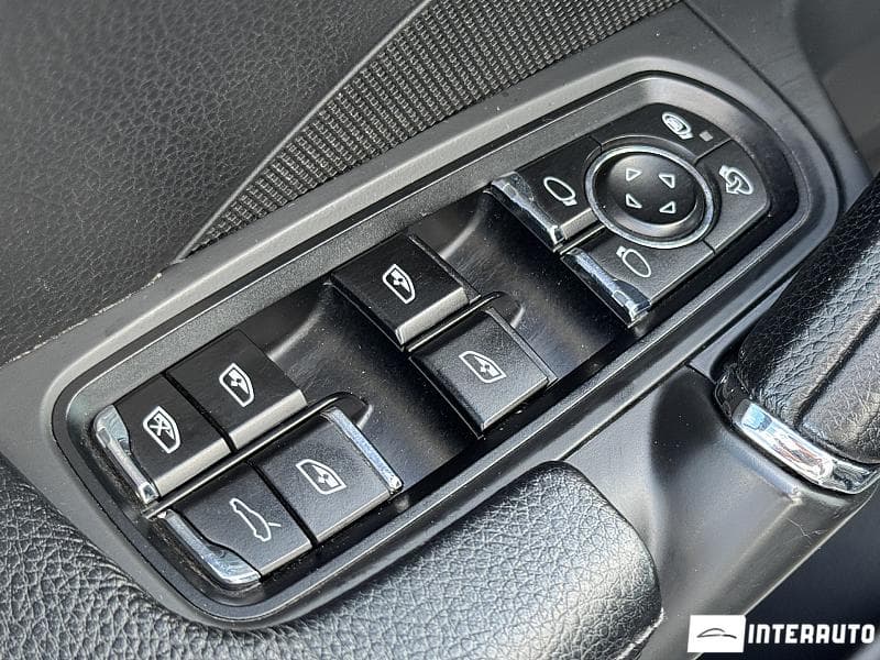 Porsche Cayenne 2012 — Миниатюра 17