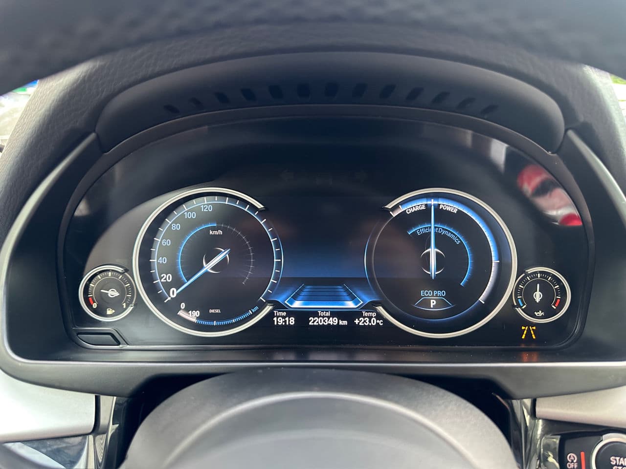 BMW X5 2.5D 2015 — Миниатюра 11