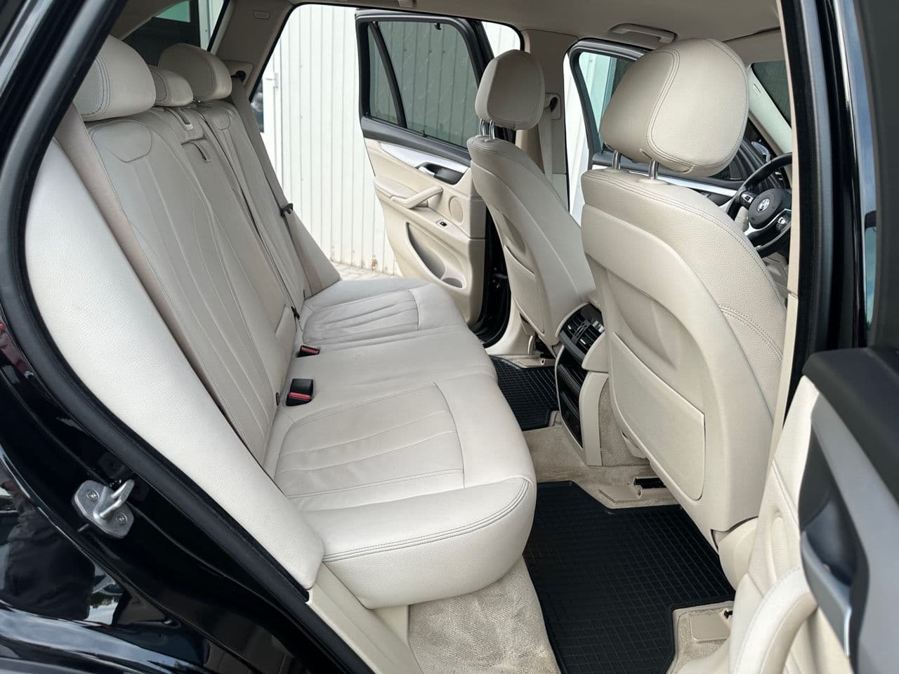 BMW X5 2.5D 2015 — Миниатюра 8