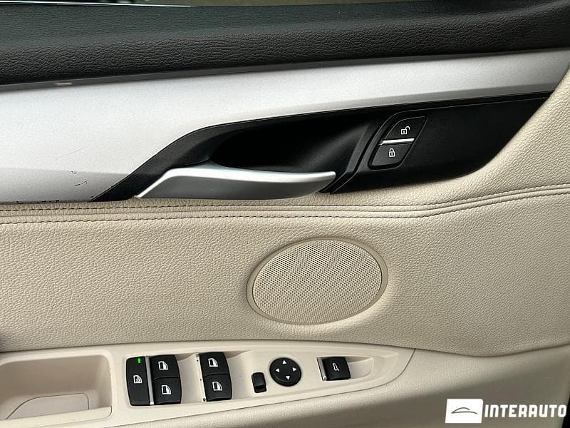 BMW X5 2.5D 2015 — Миниатюра 16