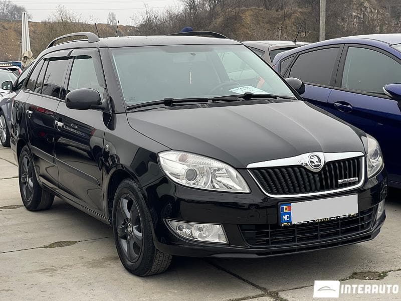 2013 Skoda Fabia — Miniatură 2
