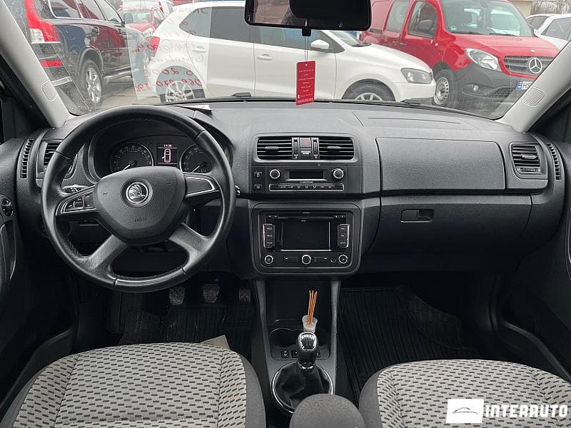 2013 Skoda Fabia — Miniatură 5
