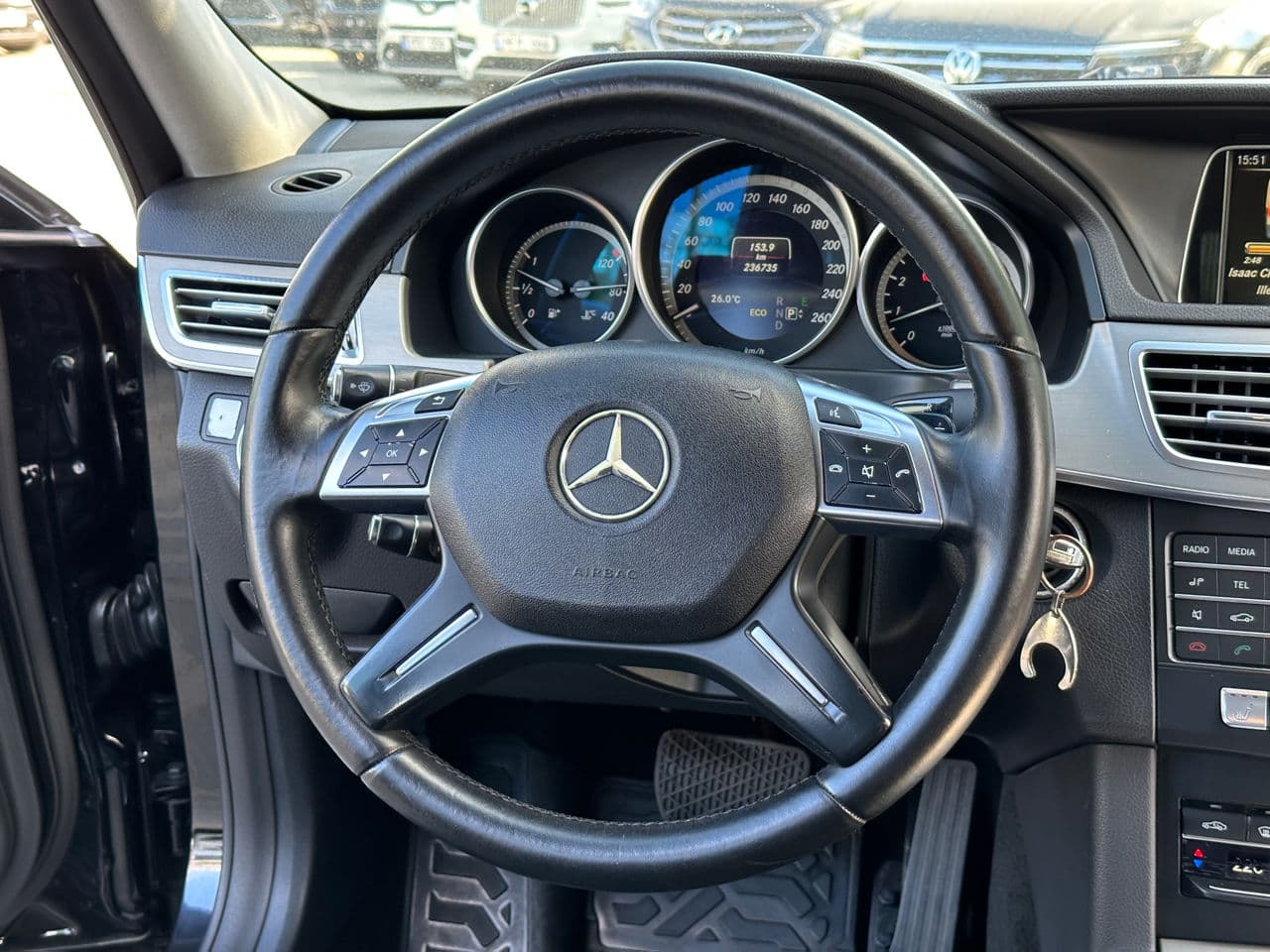 Mercedes E 200 2015 — Миниатюра 10