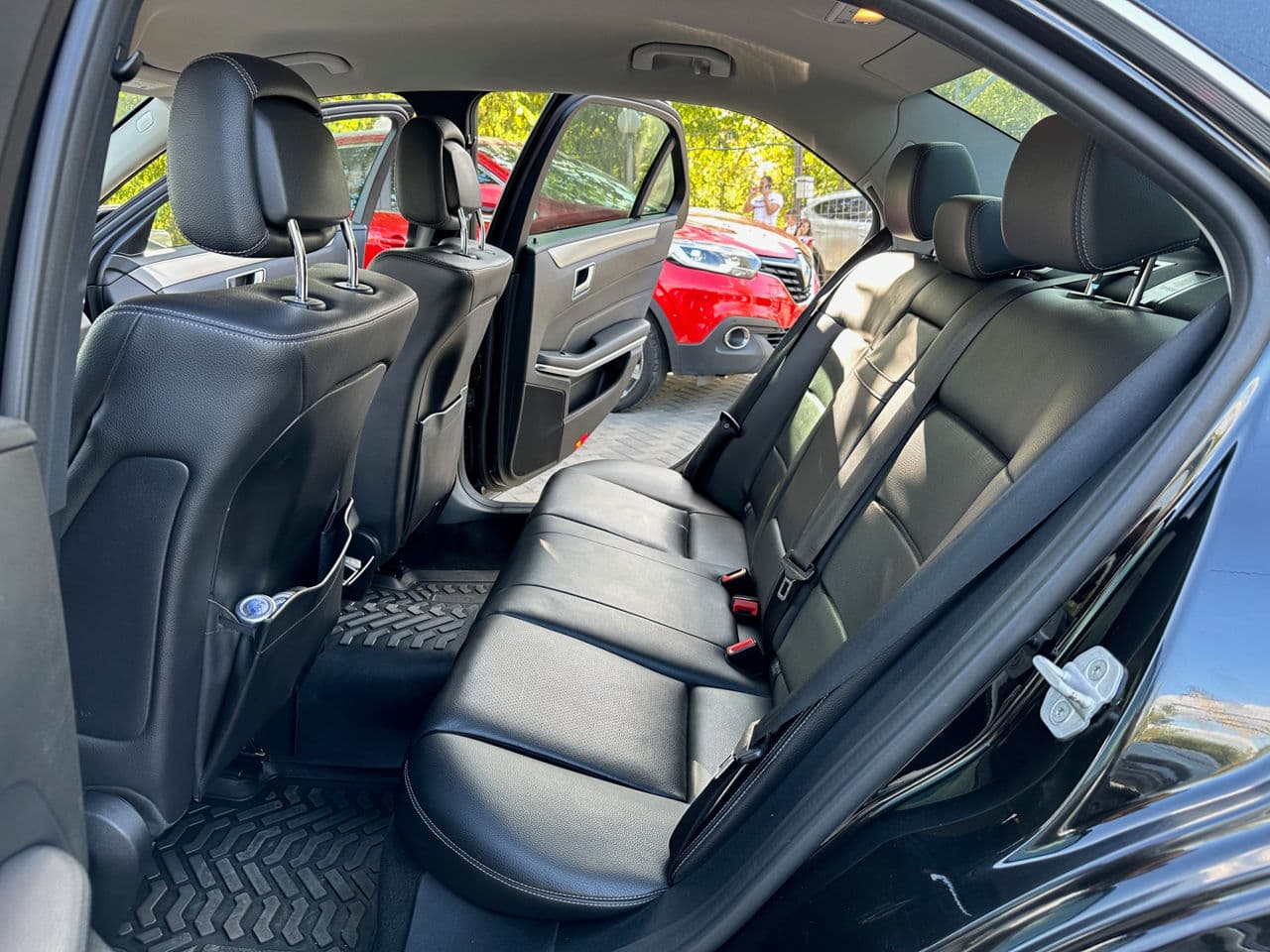 Mercedes E 200 2015 — Миниатюра 9