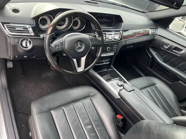 2015 Mercedes E 200 — Miniatură 7