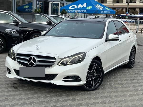 2015 Mercedes E 200 — Miniatură 2