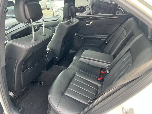 2015 Mercedes E 200 — Miniatură 23
