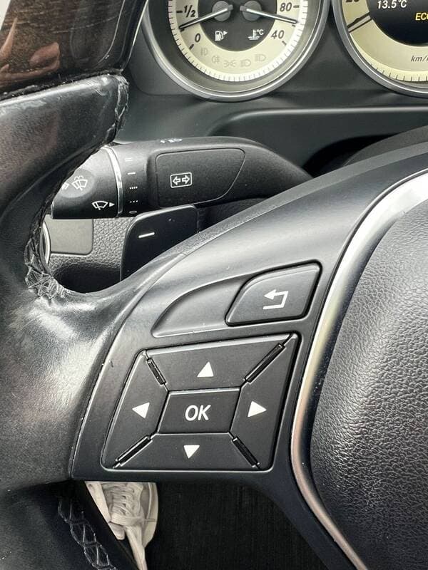 2015 Mercedes E 200 — Miniatură 12