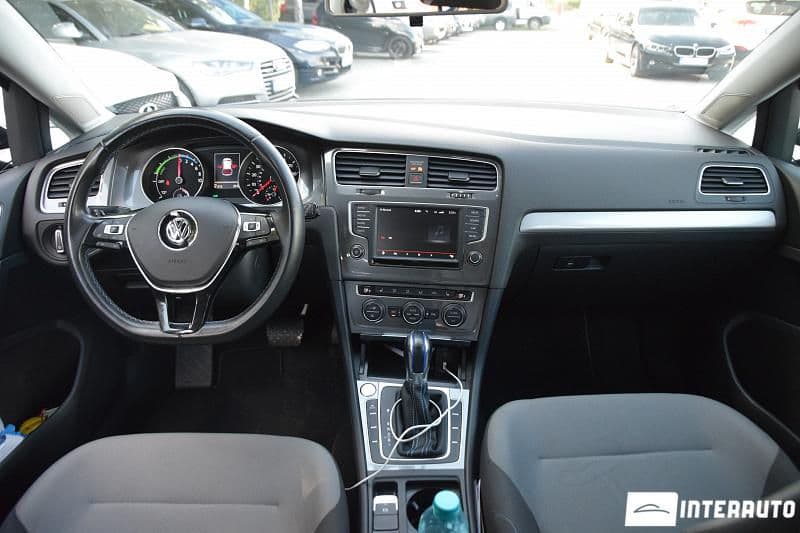 Volkswagen e-Golf 2016 — Миниатюра 11