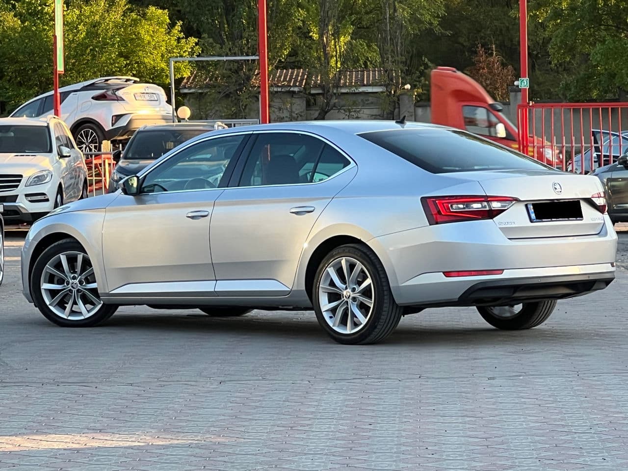 Skoda Superb 2016 — Миниатюра 2