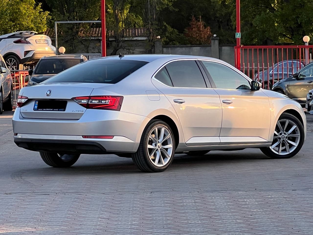 Skoda Superb 2016 — Миниатюра 3