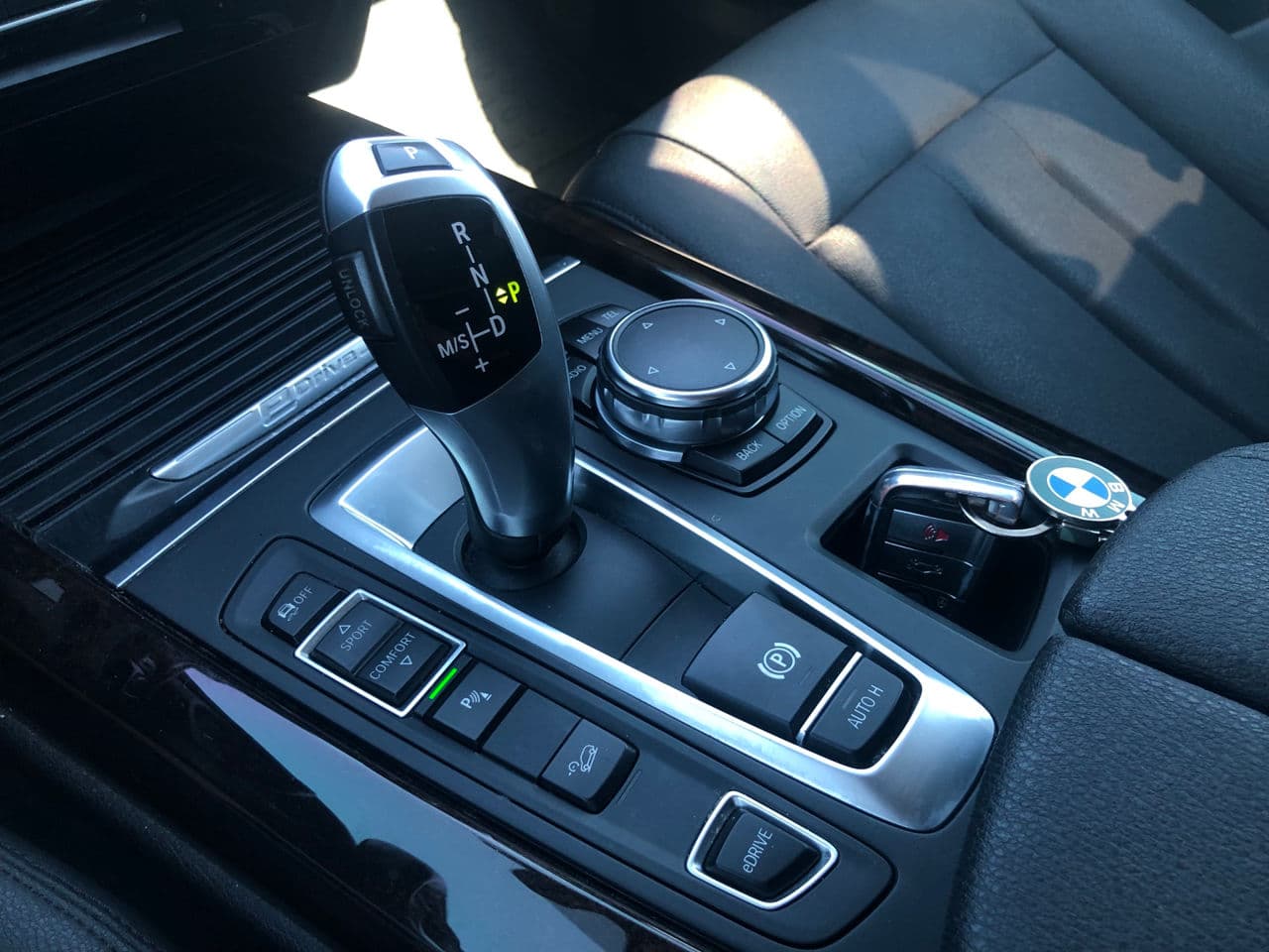 BMW X5 4.0e 2015 — Миниатюра 12