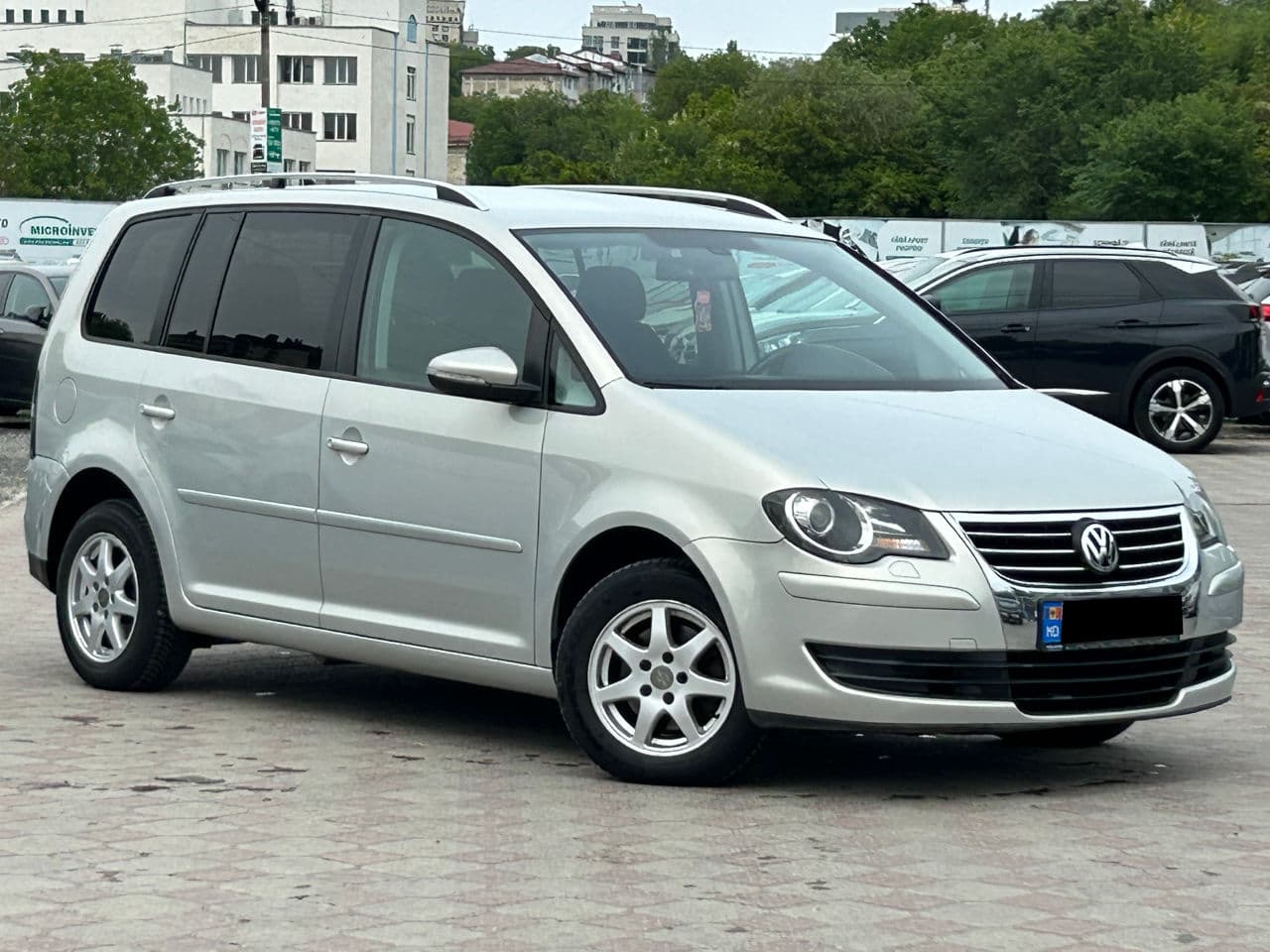 Volkswagen Touran 2010 — Миниатюра 4
