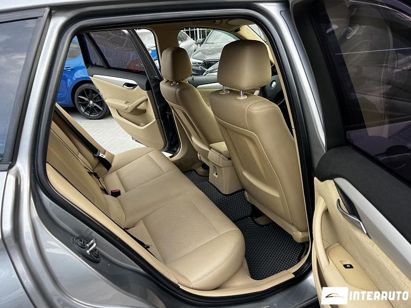 BMW X1 1.8D 2010 — Миниатюра 12