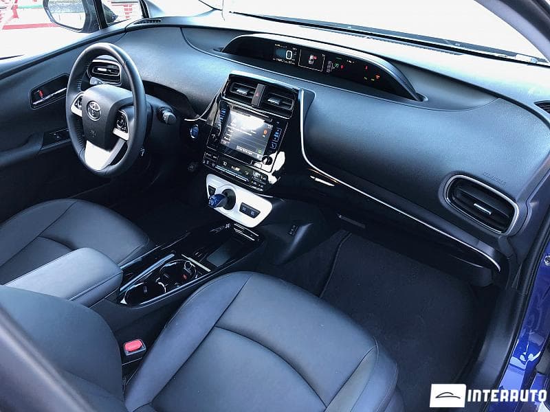 Toyota Prius 2017 — Миниатюра 6