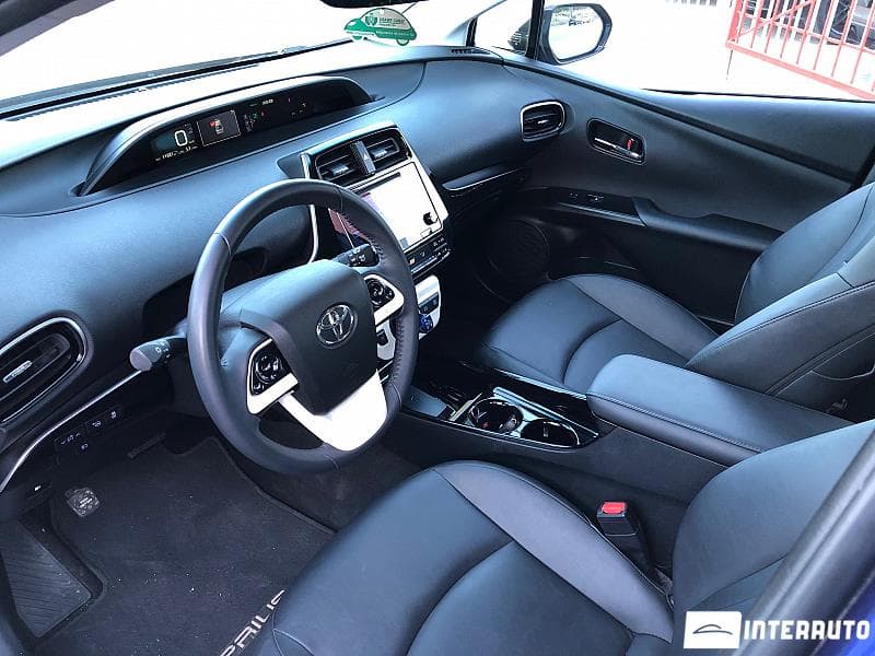 Toyota Prius 2017 — Миниатюра 5