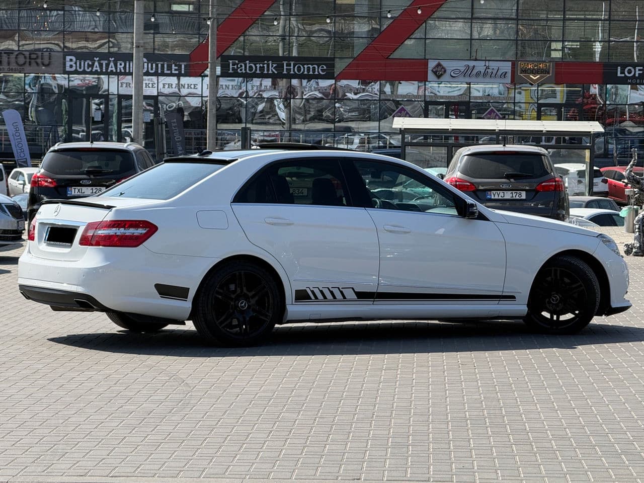 Mercedes E 250 2012 — Миниатюра 3