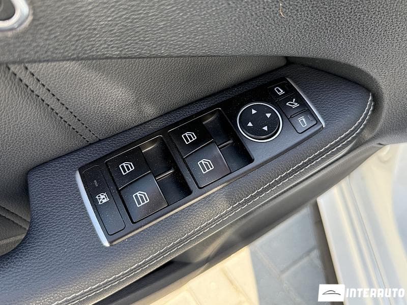 Mercedes E 250 2012 — Миниатюра 18