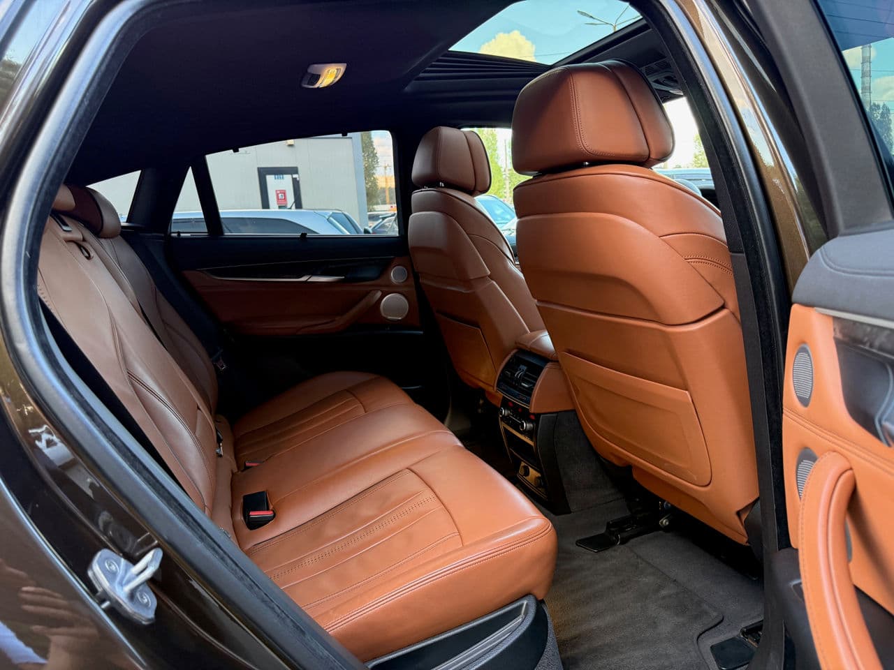 2017 BMW X6 M5.0D — Miniatură 23