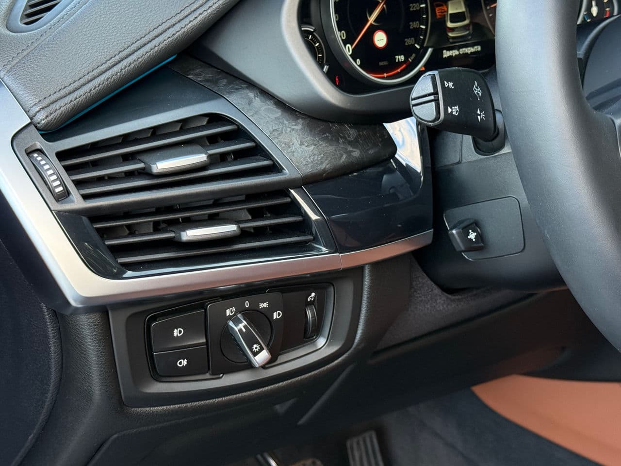 2017 BMW X6 M5.0D — Miniatură 11