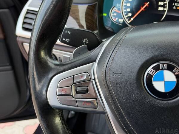 2016 BMW 730 — Miniatură 9