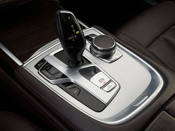 2016 BMW 730 — Miniatură 14