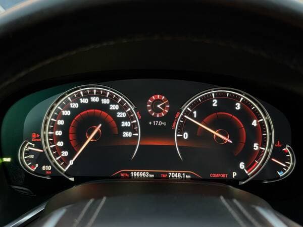 2016 BMW 730 — Miniatură 10