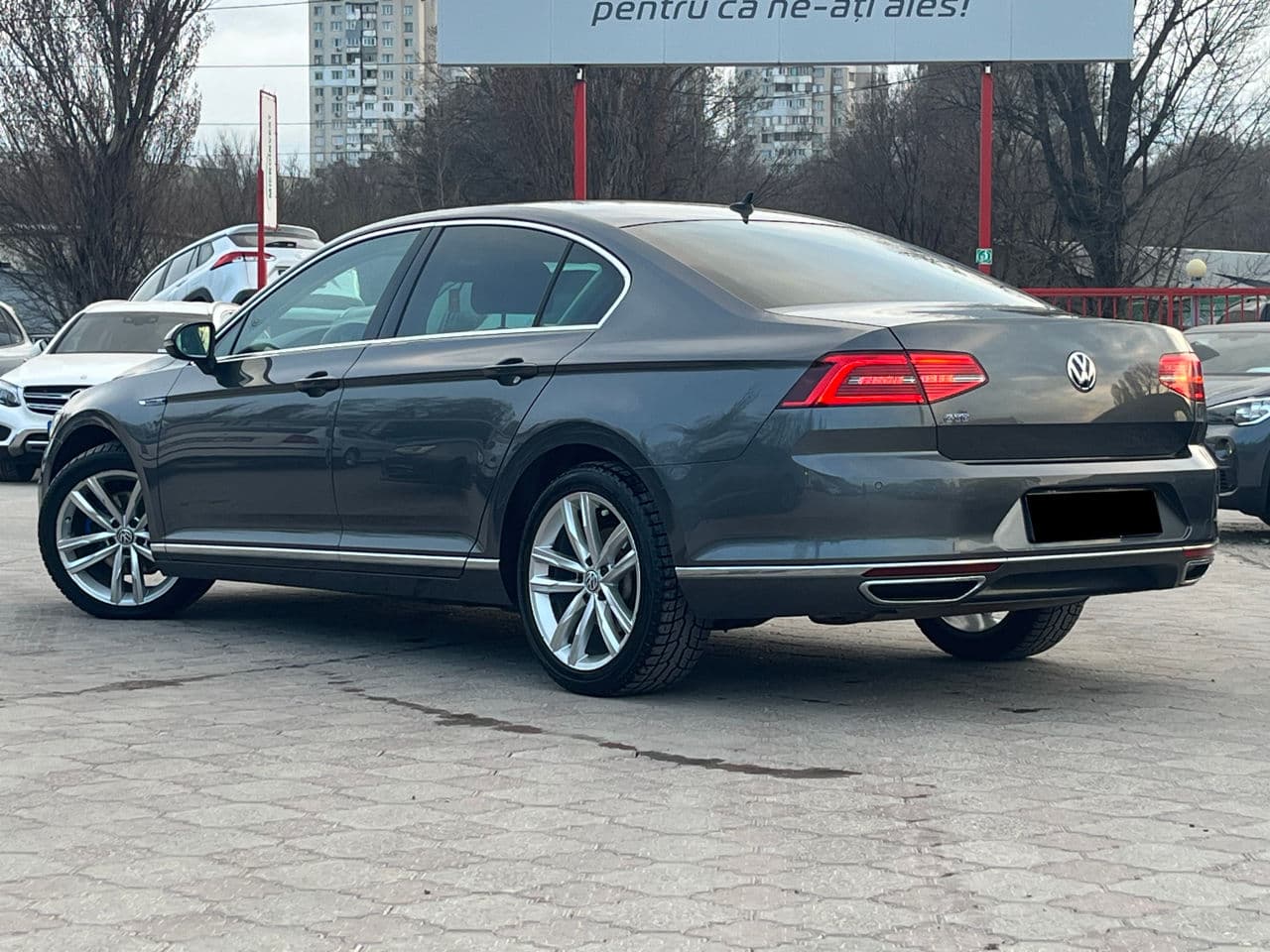 Volkswagen Passat GTE 2016 — Миниатюра 3