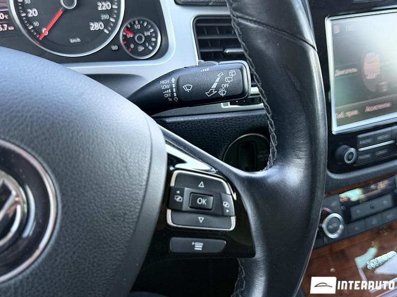 Volkswagen Touareg 2010 — Миниатюра 12