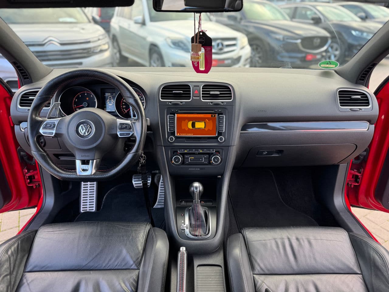 Volkswagen Golf GTI 2010 — Миниатюра 6