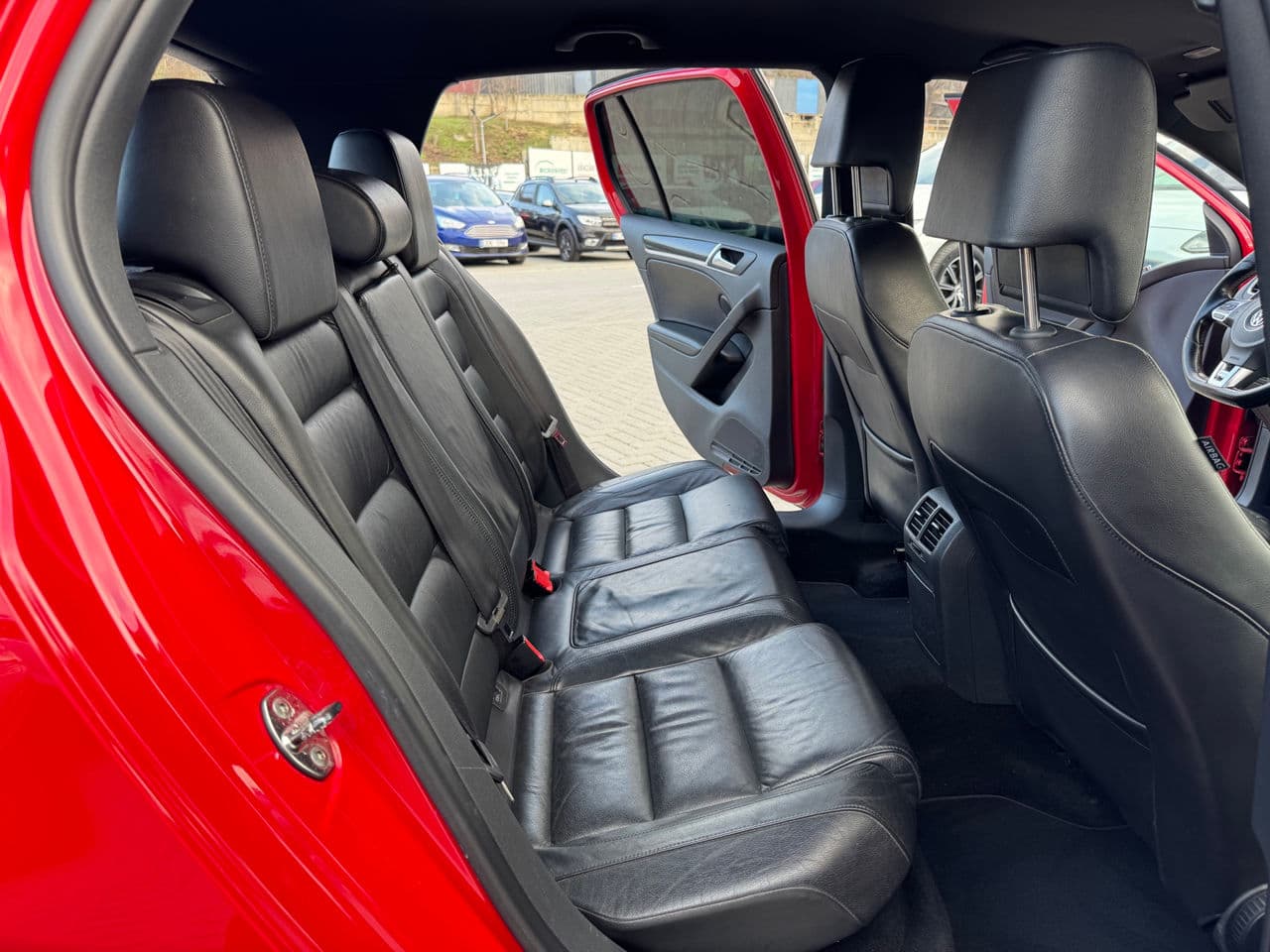 Volkswagen Golf GTI 2010 — Миниатюра 14