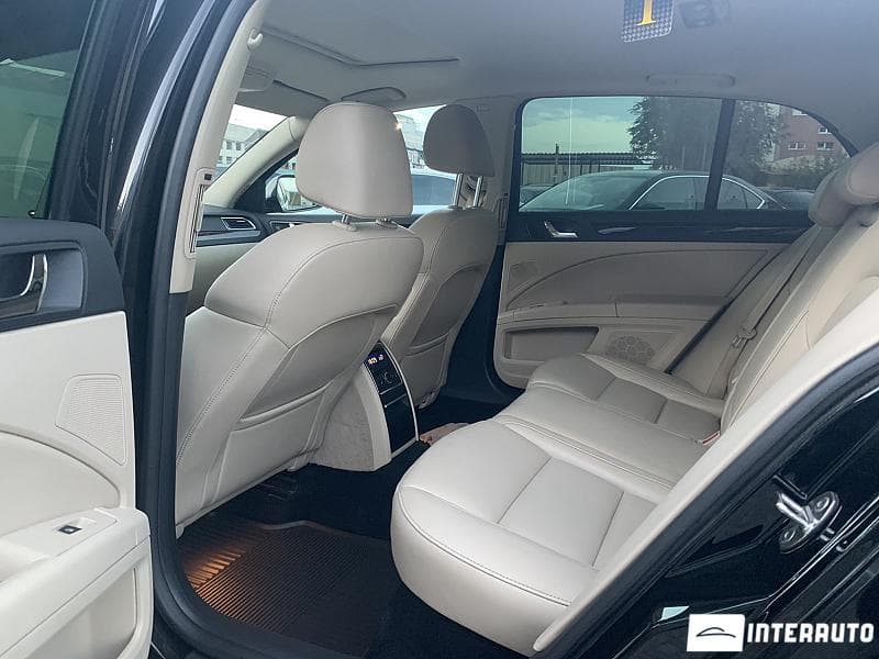 2015 Skoda Superb — Miniatură 14