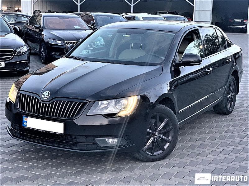 2015 Skoda Superb — Miniatură 3