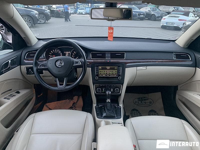 2015 Skoda Superb — Miniatură 15