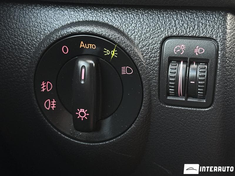 Volkswagen Tiguan 2011 — Миниатюра 8