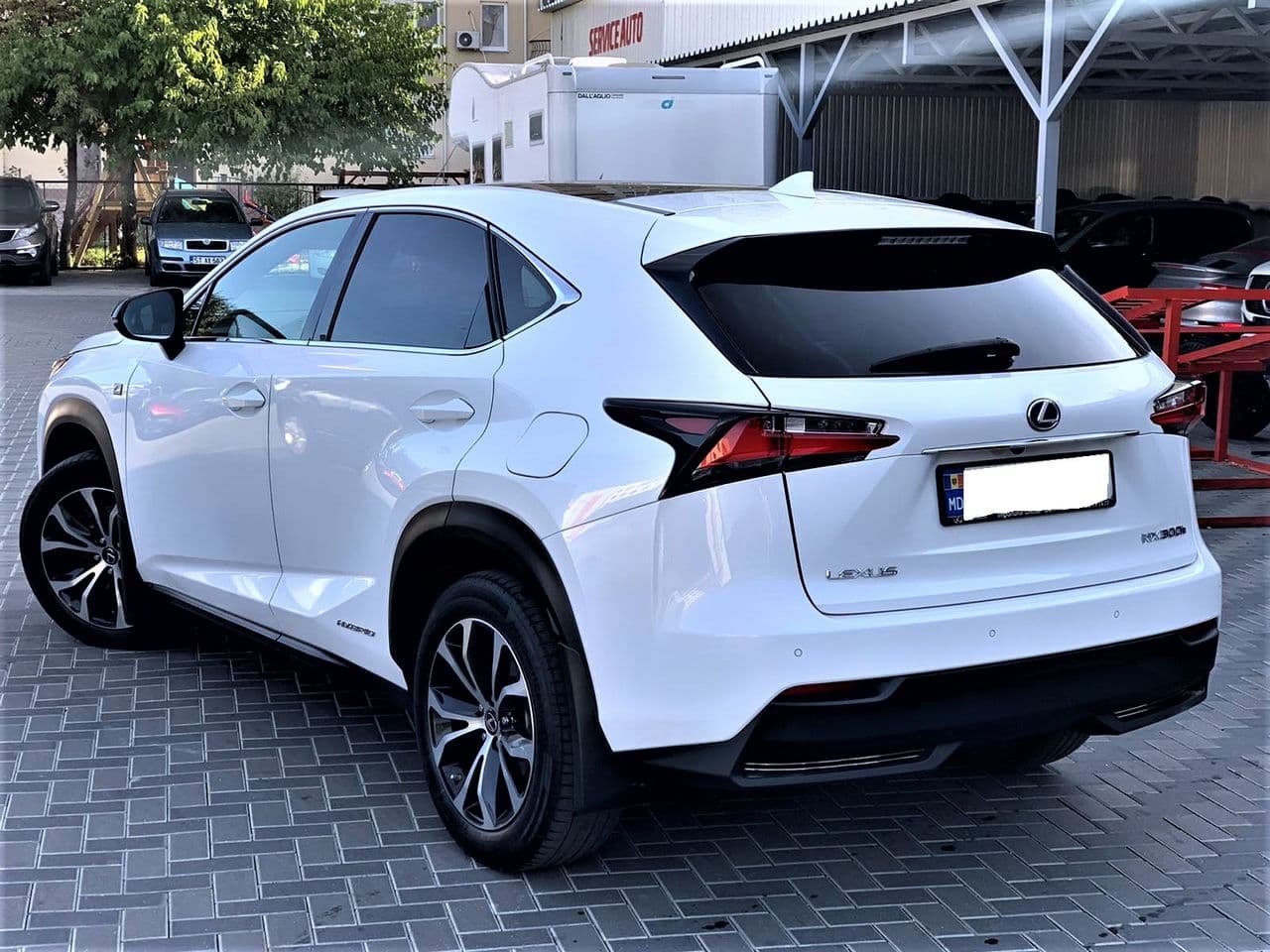 Lexus NX 300H 2014 — Миниатюра 2