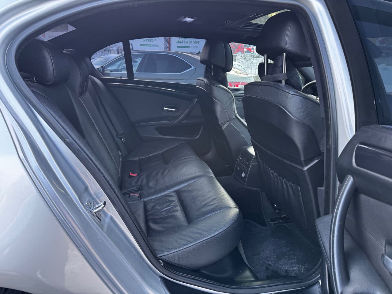 BMW 520 2009 — Миниатюра 8