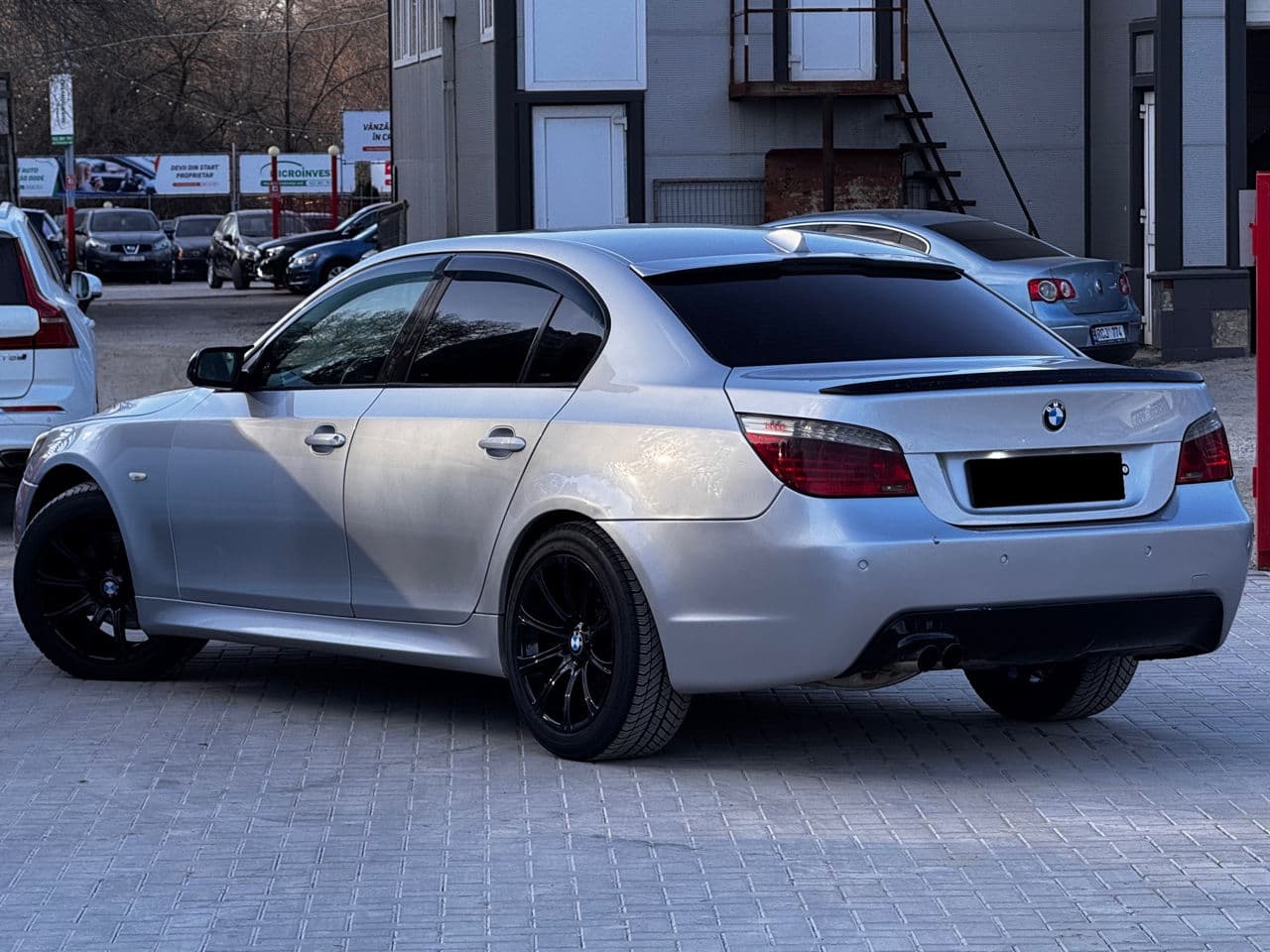 BMW 520 2009 — Миниатюра 2