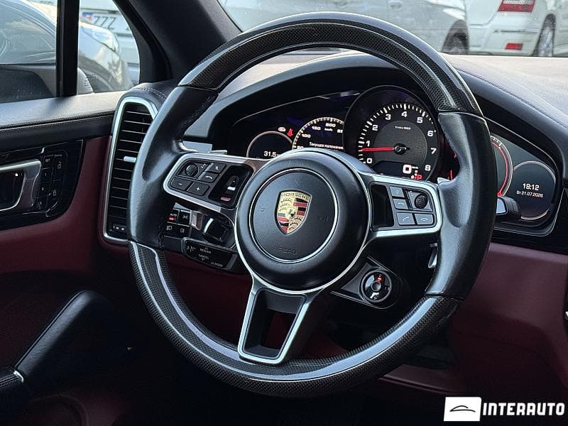 Porsche Cayenne Coupe 2020 — Миниатюра 14