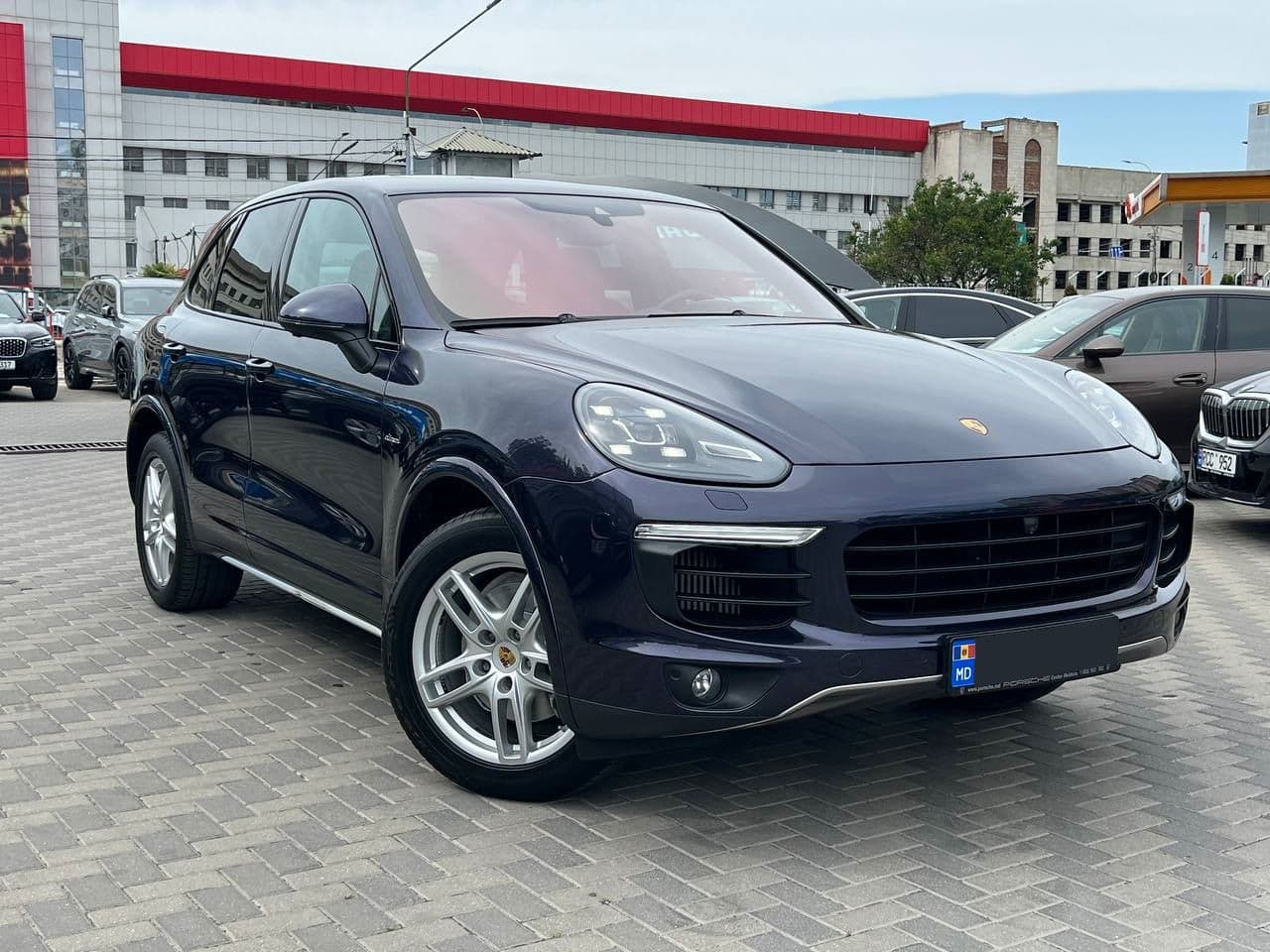 Porsche Cayenne 2017 — Миниатюра 3