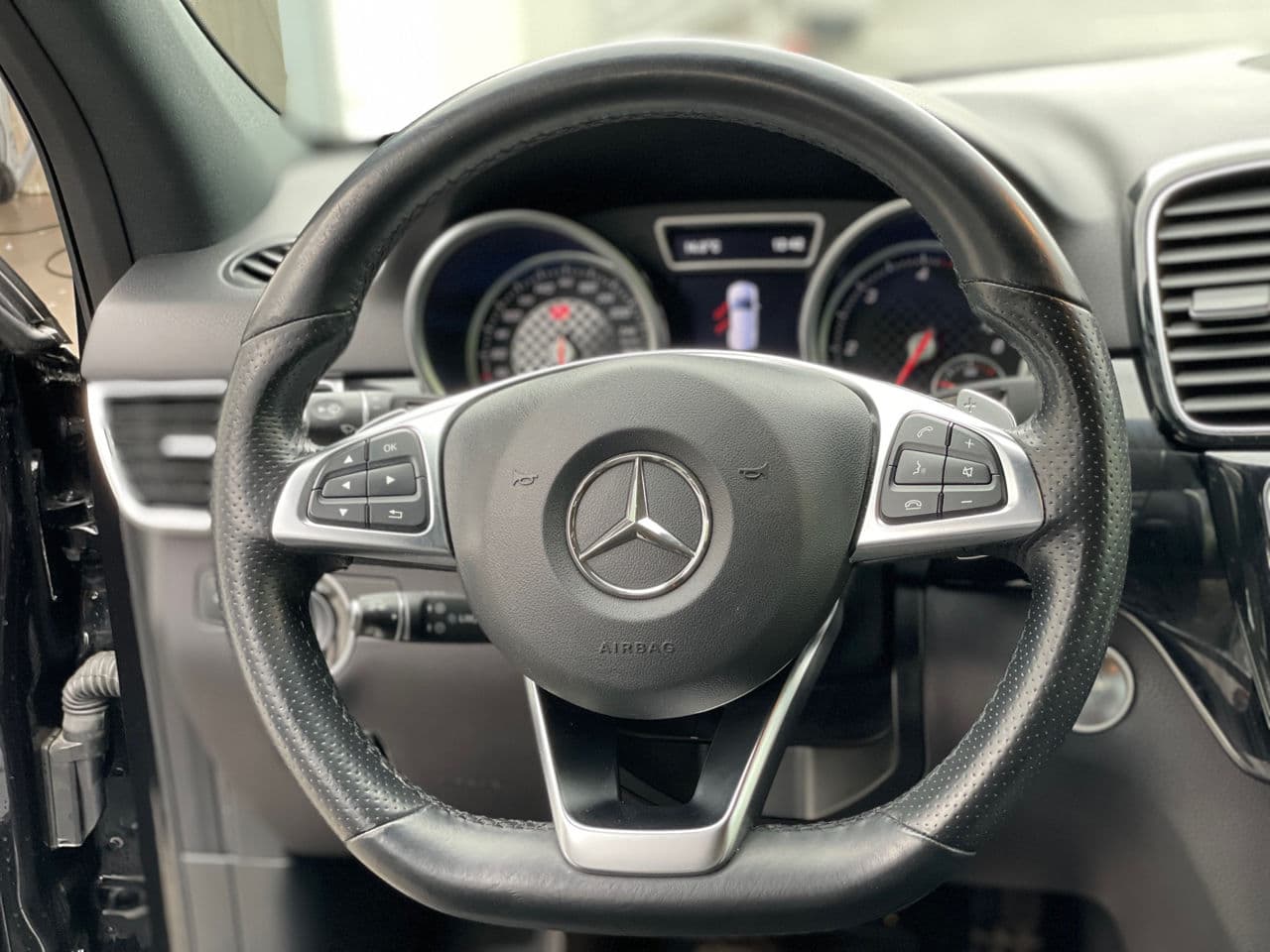Mercedes GLE 250 2016 — Миниатюра 8
