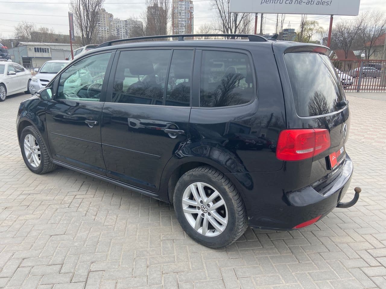 Volkswagen Touran 2015 — Миниатюра 8