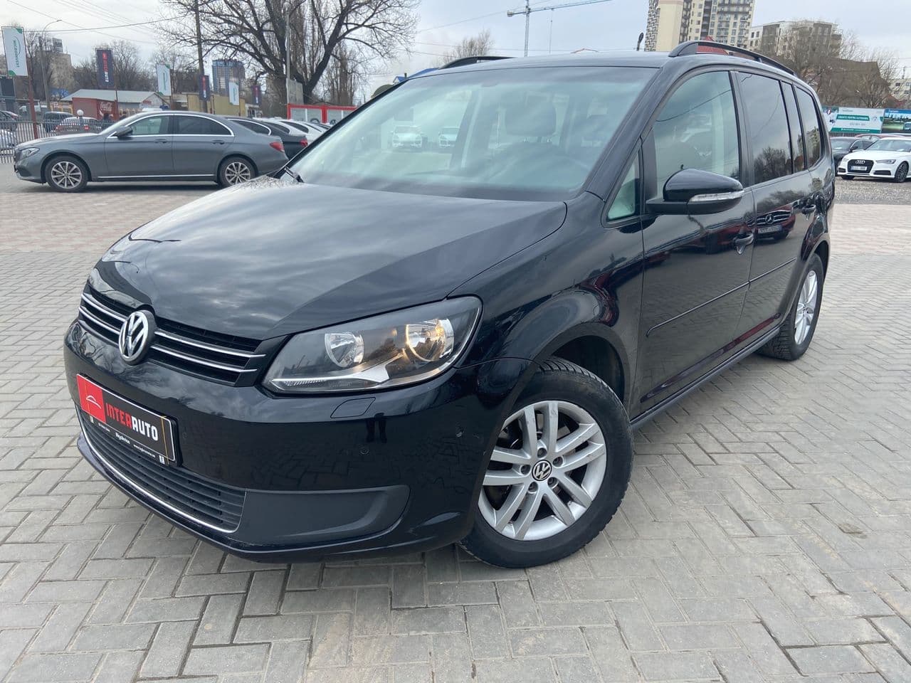 Volkswagen Touran 2015 — Миниатюра 3